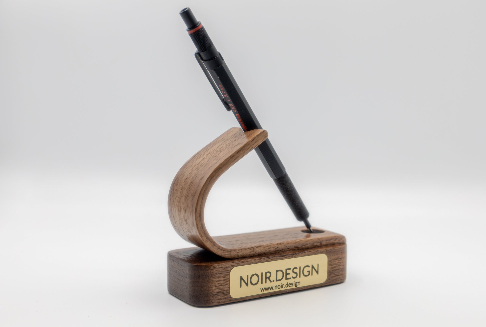 wood pen holder with high-gloss hardwax oil